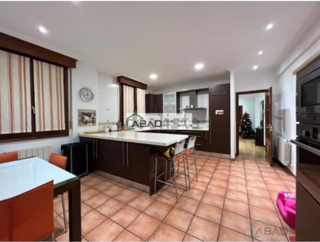 Santuchu Apartamento Elegante Con Wifi Bilbao Exteriér fotografie